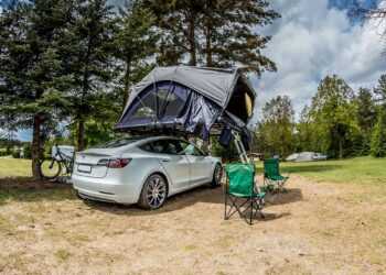 Tesla Model 3 und Tesla Model Y Camping Luftmatratze: Mobiler Schlafplatz  für Ausflug & Camping!
